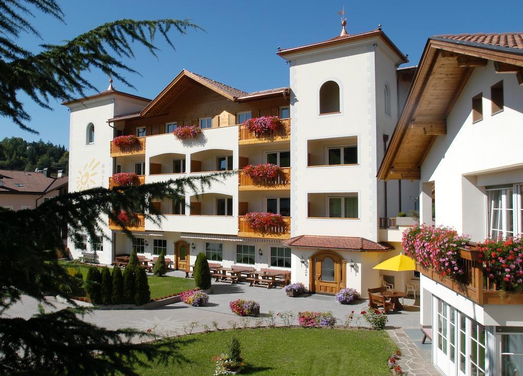 Hotel Sonnenhof Castelrotto Exterior photo